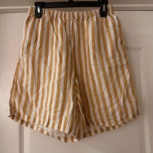 Maeve mustard and cream 100% linen striped shorts size small